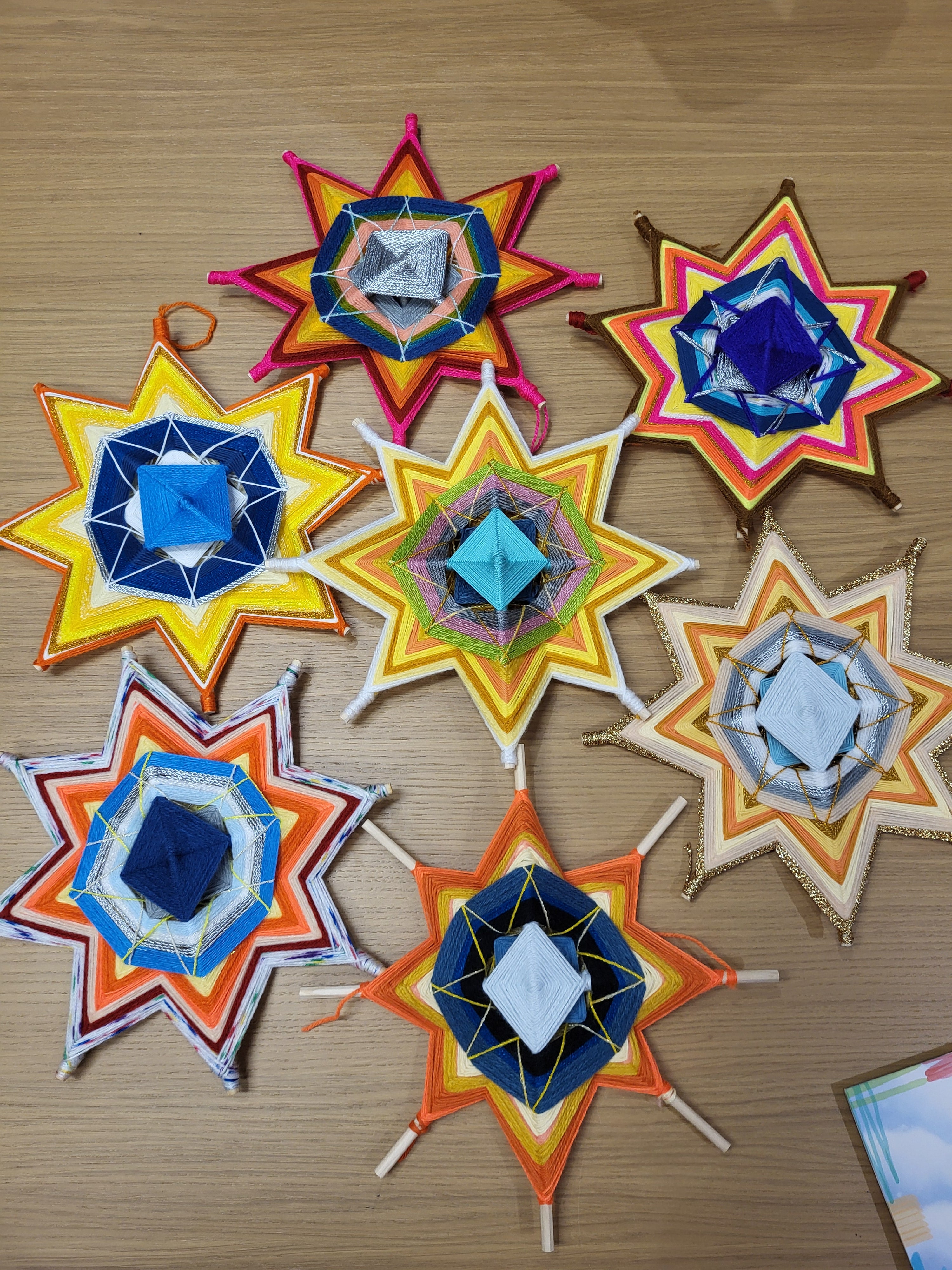 Caja con hilos cristal 12 piezas (Envio)