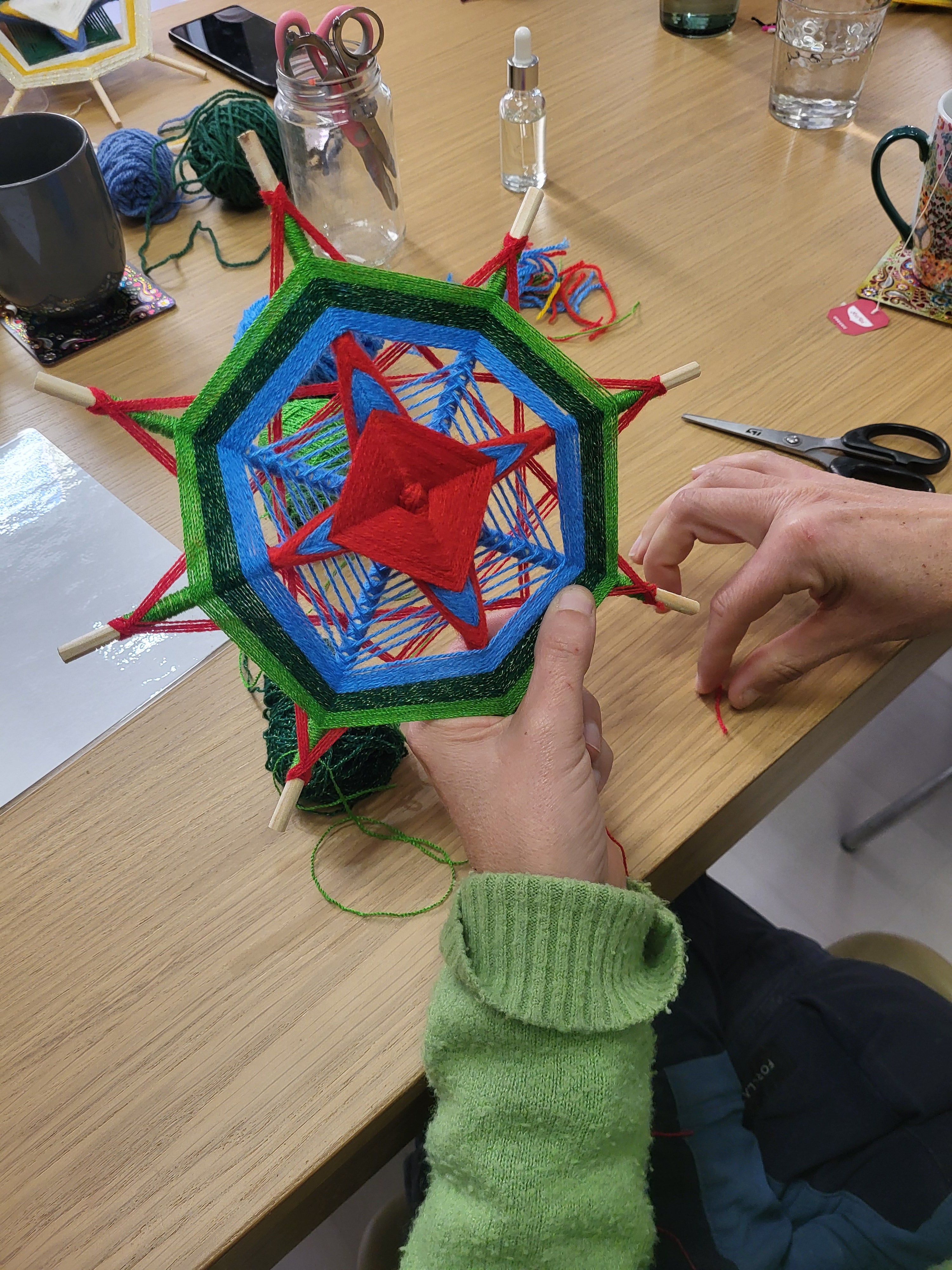 Mandalas tejidos: equilibrando tus hemisferios Febrero o marzo